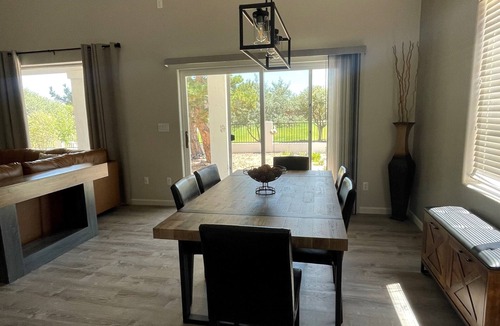 Prescott House | Hole in One! Beautiful home on the Golf Course.