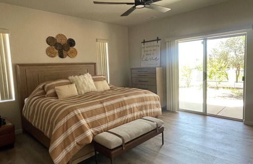 Prescott House | Hole in One! Beautiful home on the Golf Course.