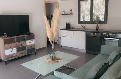 Barbaggio House | Holiday Home 'Villa De Charme T3 Saint Florent' with Mountain View, Wi-Fi and Air Conditioning