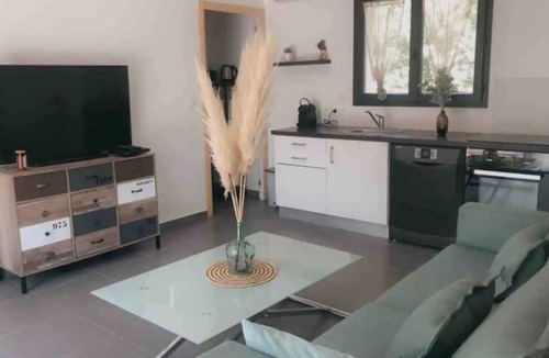 Barbaggio House | Holiday Home 'Villa De Charme T3 Saint Florent' with Mountain View, Wi-Fi and Air Conditioning