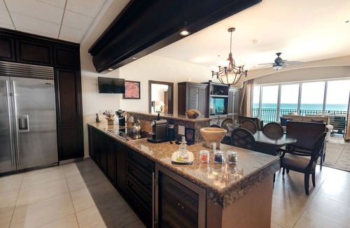 Puerto Morelos Hotel | Holiday Inn Club Vacations Grand Residences by IHG