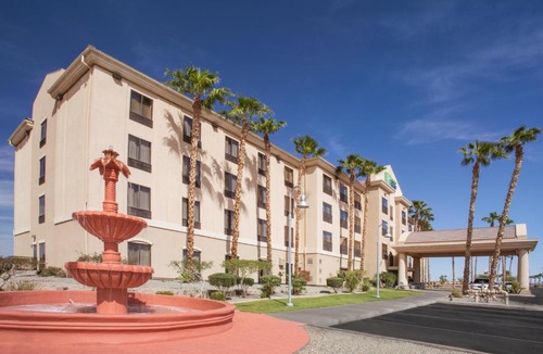 Yuma Hotel | Holiday Inn Express Hotel & Suites Yuma by IHG