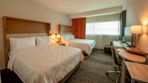 Merida Hotel | Holiday Inn & Suites - Merida La Isla by IHG
