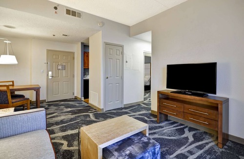 Camelback East Hotel | Homewood Suites by Hilton Phoenix-Biltmore