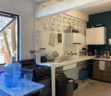 San Pedro Pochutla House | Hostal Zipolite Jardin , AC , Wifi - Kitchen - 3 minutes Walking Beach