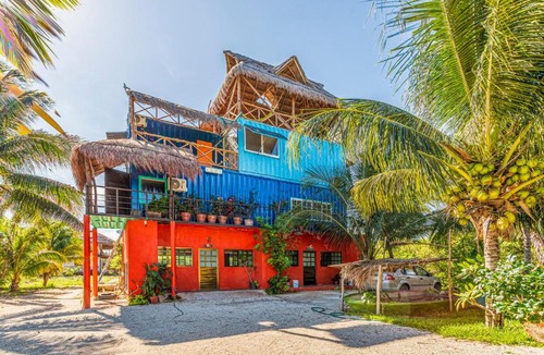 Chelem Bed & Breakfast | HostPal Villas Flamingo Chelem