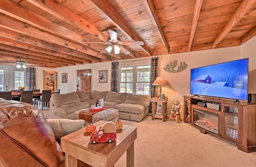 Happy Jack House | Hot Tub + Deck: Secluded Happy Jack Cabin