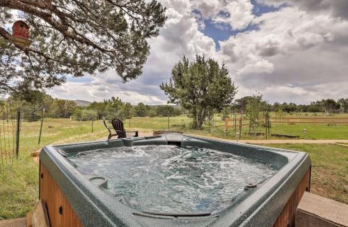 Show Low House | Hot Tub + Game Room! 30-Acre Vernon Retreat
