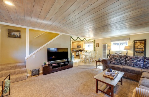Sugarloaf Cottage | Hot Tub + Game Room: Group Getaway in Big Bear!