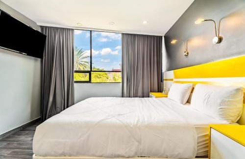 Cuauhtemoc Hotel | Hotel Arizona
