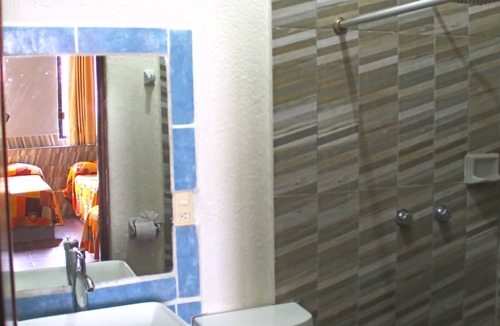 Crucecita Hotel | Hotel Arrecife Plus
