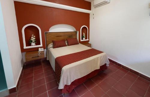 Downtown Puerto Vallarta Hotel | Hotel Encino Malecón Centro Puerto Vallarta