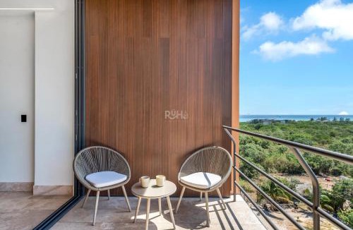 Luis Donaldo Colosio Apartment | Hotel Ixuh Ocean Front Quinta Avenida Playa del Carmen