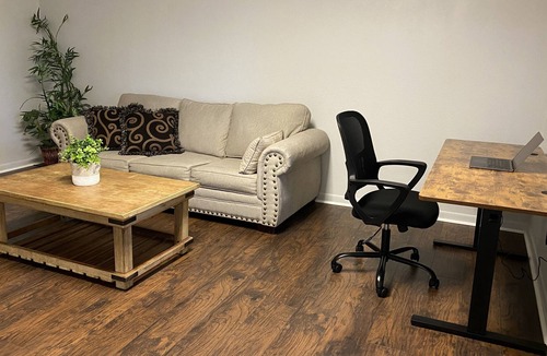 Cottonwood-Verde Village Apartment | Hotel Like Living w/ Private Living Room & Bedroom
