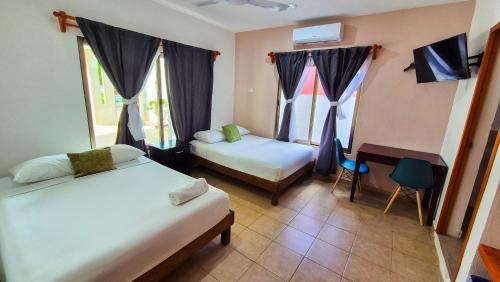 Merida House | Hotel Monserrat