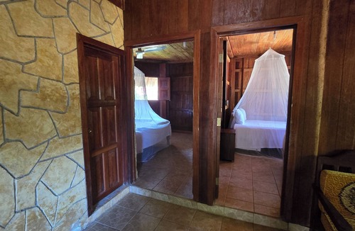 Frontera Corozal Hotel | Hotel Nueva Alianza