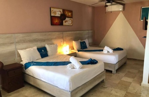 Luis Donaldo Colosio Hotel | Hotel Punta Esmeralda Apt 5