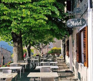 Aullene Hotel | Hotel Restaurant de la Poste