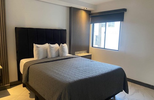 Tijuana Hotel | Hotel Suites Royal