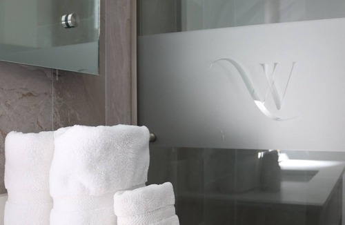 Centro Hotel | Hotel Wellintown