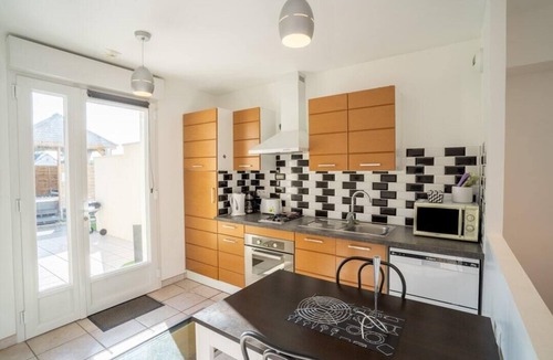 Vierville-sur-Mer House | House facing the sea, with swimming pool and SPA OMAHA GITES