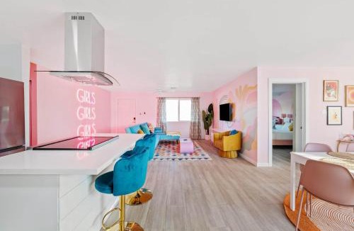 McDowell Parkway House | House w heated pool & games