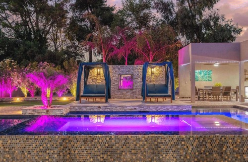 Central Scottsdale House | HÓZHÓ Cactus | Pickleball Court, Pool & Theatre