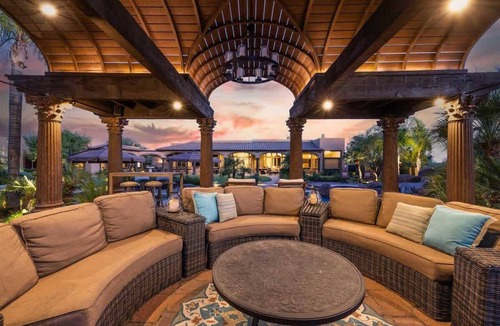 North Scottsdale House | HOZHO Estate on Cavedale