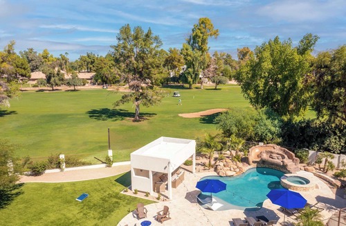 Paradise Valley Village House | HÓZHÓ on the Course: Tennis, Pickleball and Pool