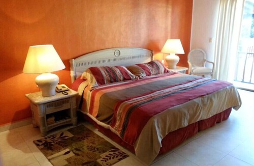 South Hotel Zone Hotel | Impeccable 1BR Condo with Tennis Court in Park Royal Los Tules