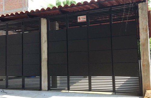 Downtown Puerto Vallarta Condo | In the heart of down town Puerto Vallarta, quiet 1 BR condo.