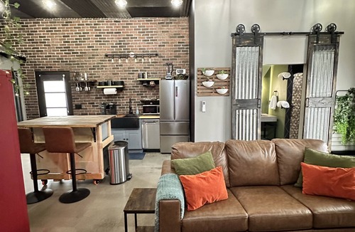 Encanto Apartment | Industrial Style Downtown Casita with Backyard. Pet Friendly!
