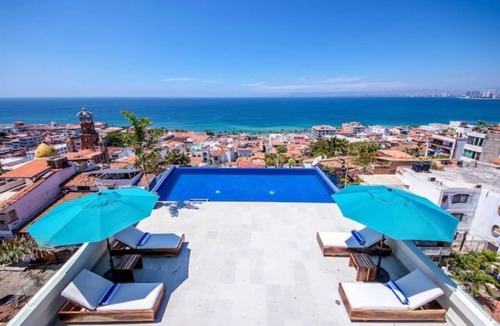 Proyecto escola Condo | Infinity Pool CharmingCondo in Gringo Gulch