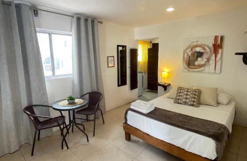 Centro - Supmza 001 Apartment | Isla Mujeres Studio for 3 Punta Norte Downtown