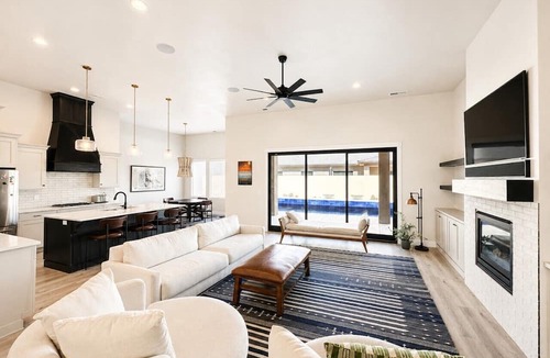 Ivins House | Ivins Home | Private Pool, RV Garage, Red Rocks!