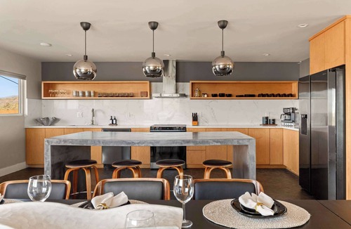Joshua Tree House | JT Luxe: Pool-Spa/Lighted Pickleball/Sauna/Dome