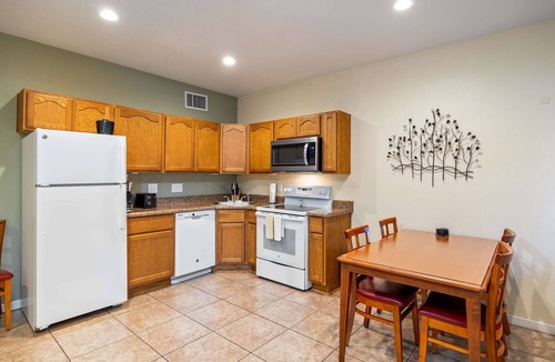 Pinetop Apartment | Juniper-Sta. Fe Upper by Roundhouse Resort and Spa