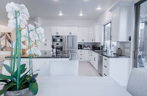 Arabian Views House | Just Listed! Modern Showpiece w/Pool & Hot Tub!