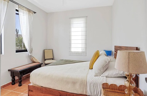 El Pescadero Villa | Kafka House: 7 Bedroom Compound Steps From Beach