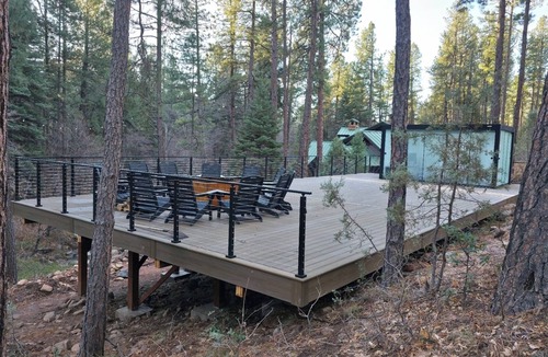 Payson Cabin | Kids’ Dream Cabin - Zip Line + Creek + Hot Tub + Room to Play