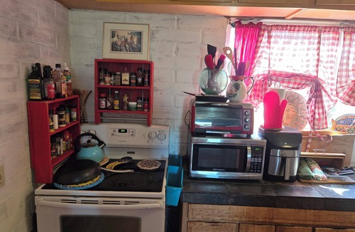 Tanque Verde House | Knightly's Ranch Guesthouse