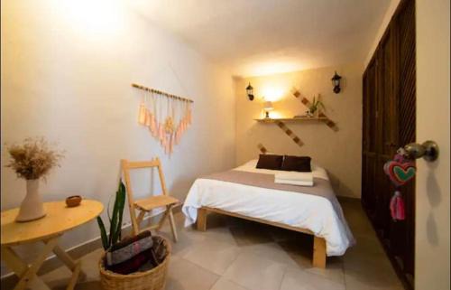 De Guadalupe House | La Casita de Arte