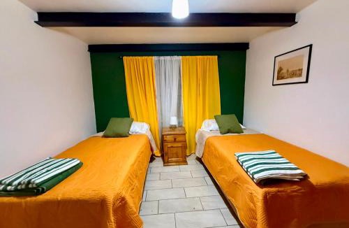 Cuauhtemoc Hotel | La Casa Amarilla