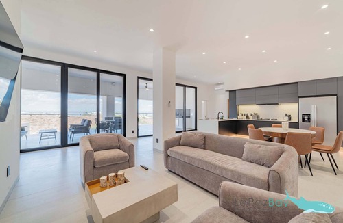 La Paz House | La Paz Dream Home: Ocean Views, Family Fun & BBQ Evenings