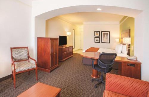 Ciudad Juarez Hotel | La Quinta by Wyndham Cd Juarez Near US Consulate