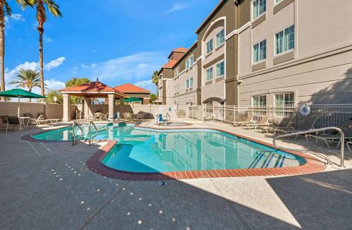 Estrella Village Hotel | La Quinta by Wyndham Phoenix I-10 West