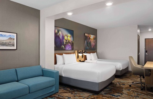 Yuma Hotel | La Quinta Inn & Suites By Wyndham Yuma