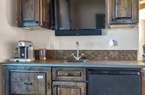 Tucson House | Ladera Vistas - Panoramic Views, Heated Infinity Pool-Spa, Access to Hiking