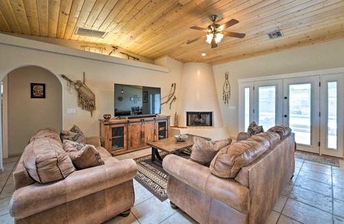 Lake Havasu City House | Lake Havasu Home: Heated Pool & Golf Course Views