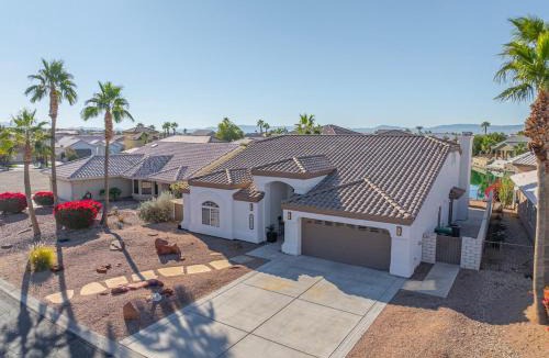 Fort Mohave House | Lake House